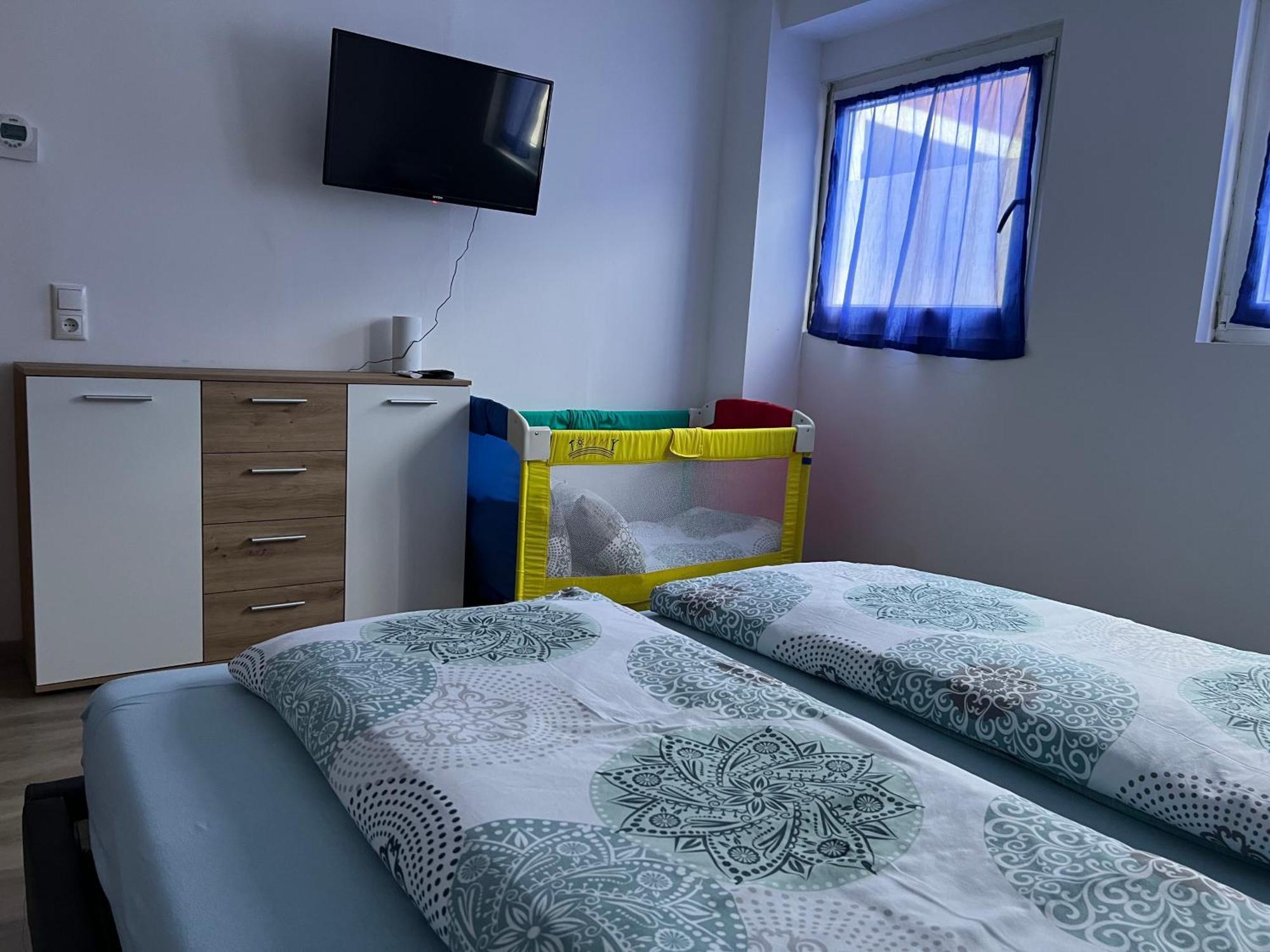Apartments Und Zimmer Vettweiss Exterior foto